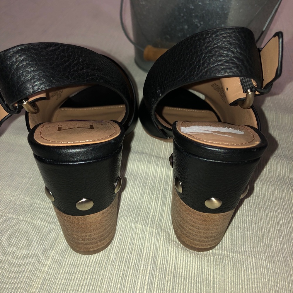 New MARC FISHER SZ 6 1/2 Heels - Picture 4 of 7